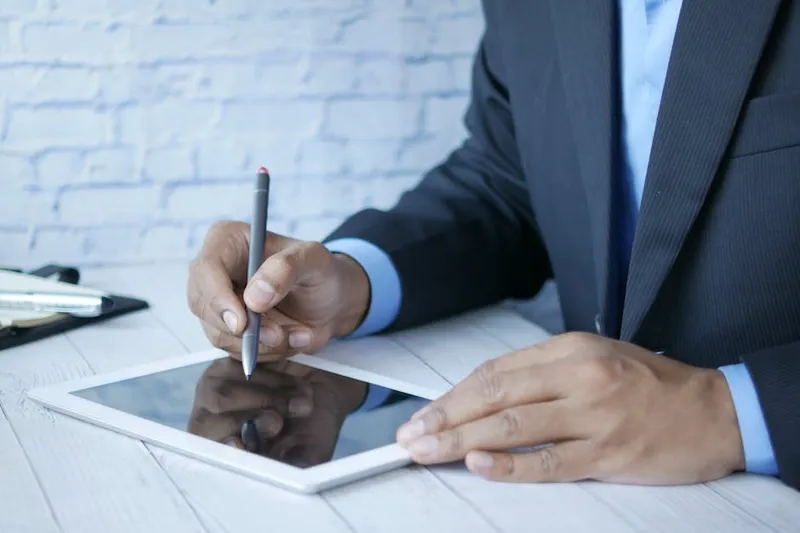 Firmando un documento PDF electrónicamente desde una tablet